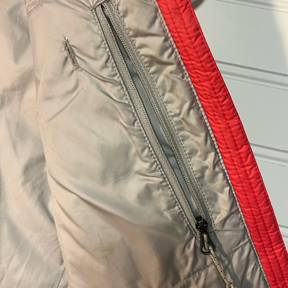 Eddie Bauer Women’s Pink Puffer Vest S Down Lightweight Full Zip Quilted Cozy - Picture 6 of 9